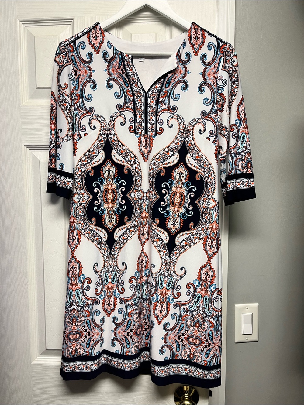 Studio One White Paisley Tunic with Black & Coral Accents